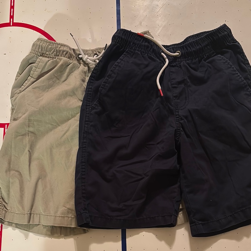 Cat & Jack Kids' Shorts bundle in Navy and Khaki Medium 8/10 Used